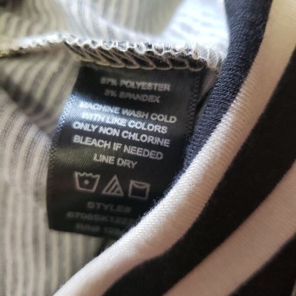 DNA Conture Skirt - Picture 4 of 4